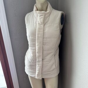 J.Jill Heritage Quilted Velvet Zip Vest in barley ivory. Size XS